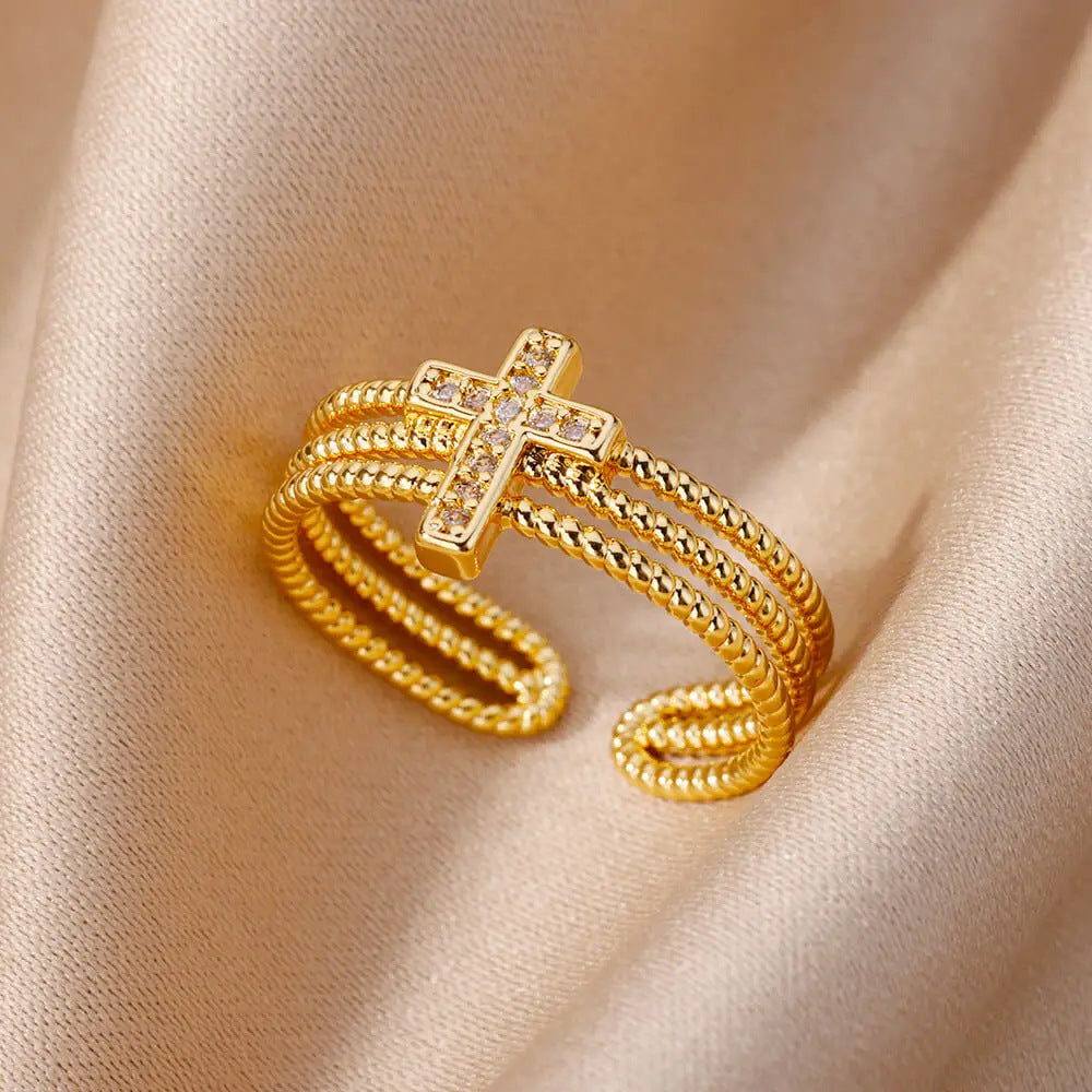 Anillo Abierto de Circón Chapado en Oro
