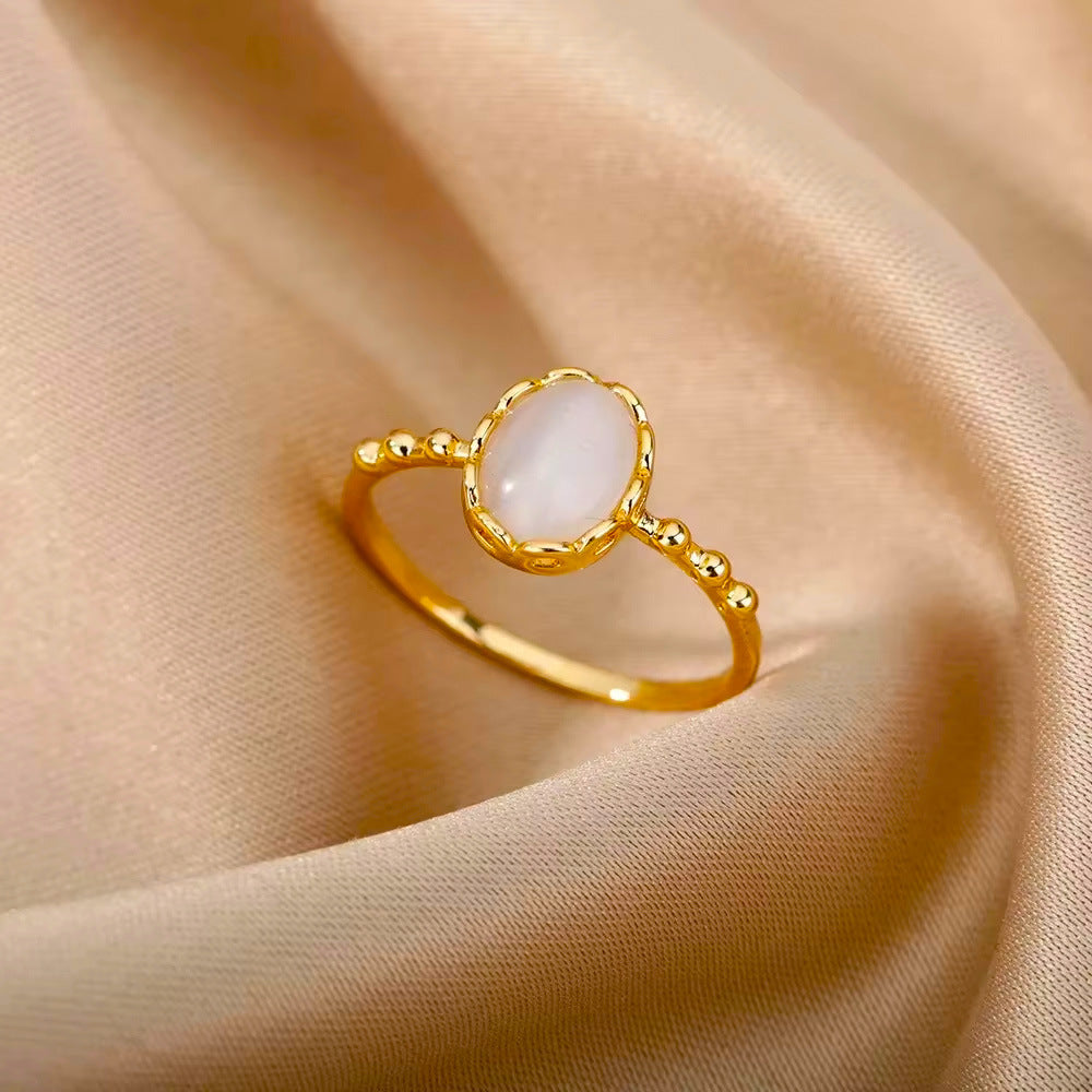 Anillo Abierto de Circón Chapado en Oro